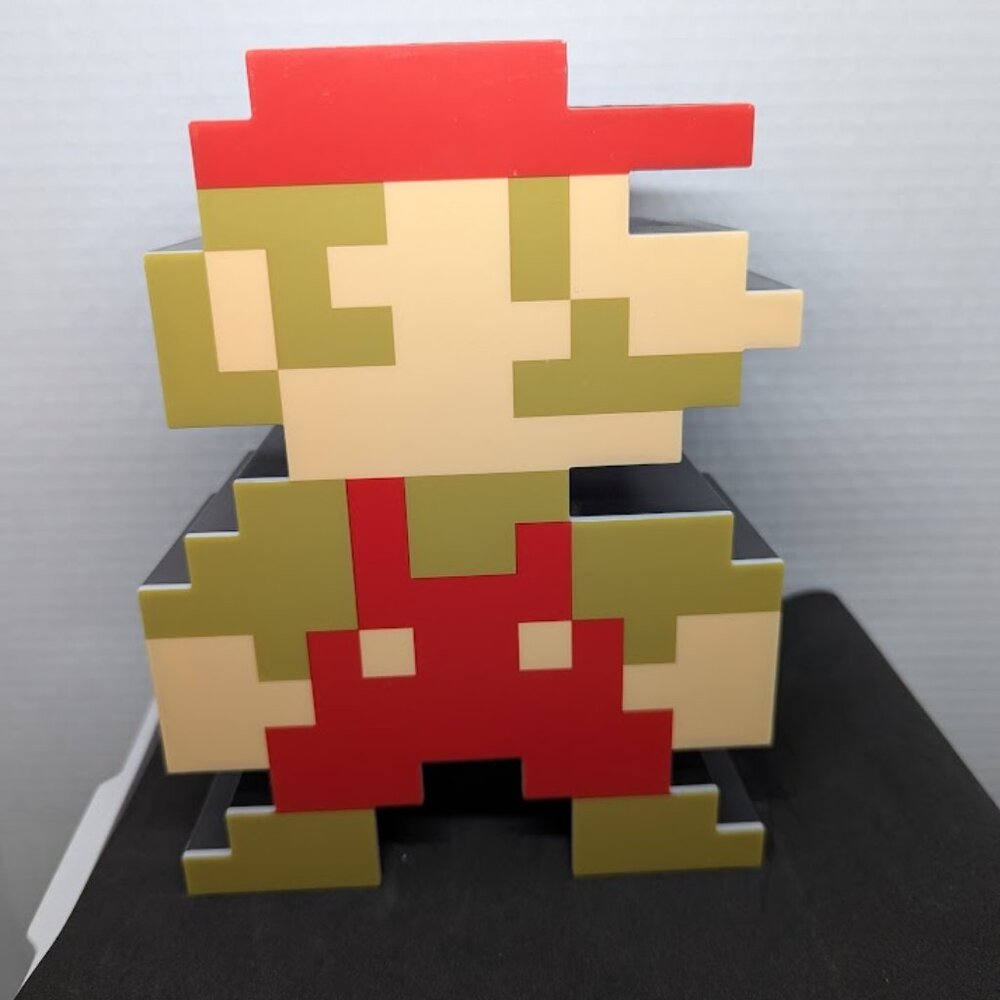 Paladone Nintendo Super Mario Bros 8” Light /Lamp & 5 Sounds.